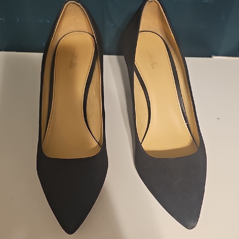 Michael Kors Black Pointed-Toe Suede Pumps